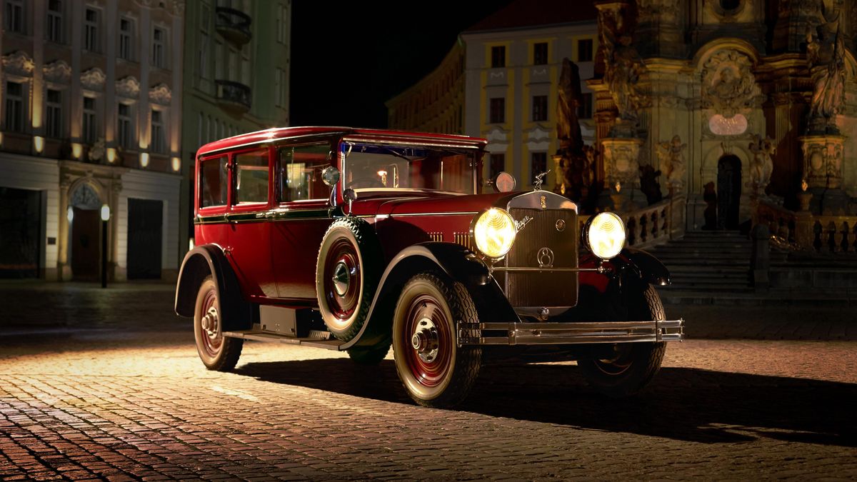 Tohle bude velké! Pražská Retro Garáž nabídne v aukci československý klenot, nepoužitý iPod i nejvzácnější motorku světa